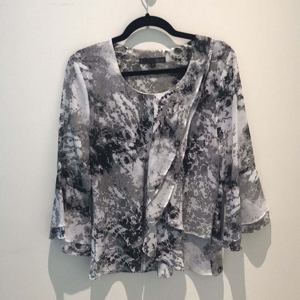 NESS bell sleeve top